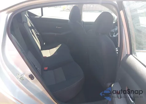 2021 Nissan Sentra Sv Xtronic Cvt z USA, uszkodzony, nr VIN 3N1AB8CV6MY297522